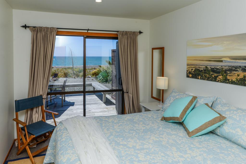 Absolute Beachfront B&B Napier Room photo